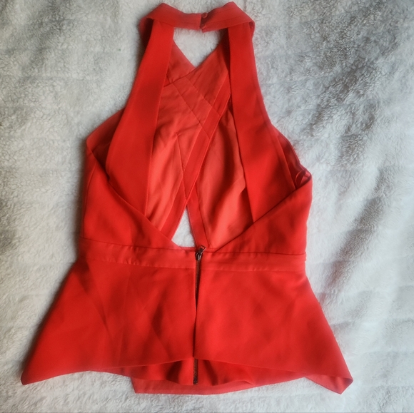 BCBGMAXAZRIA Remmie Open-Back Peplum Halter Top red size S Nwot - Picture 5 of 10